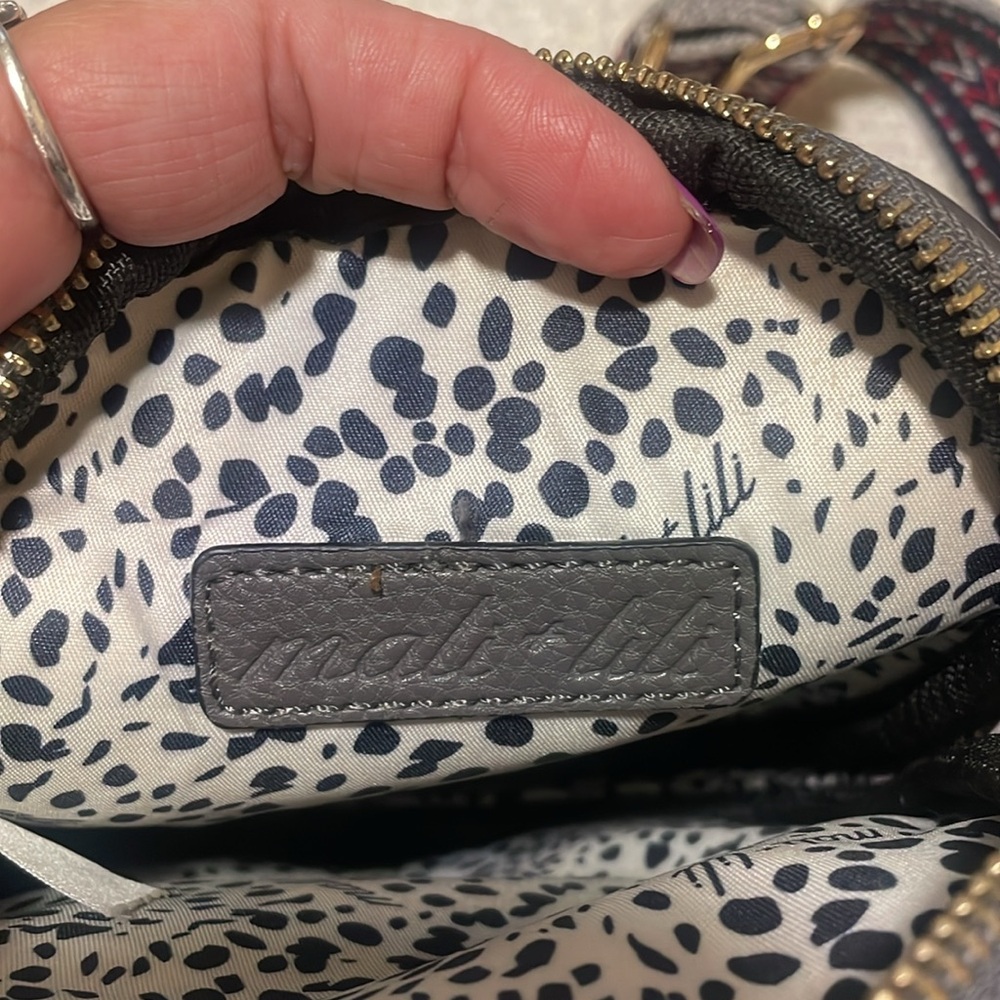Mali & Lili Crossbody Bag! View 4